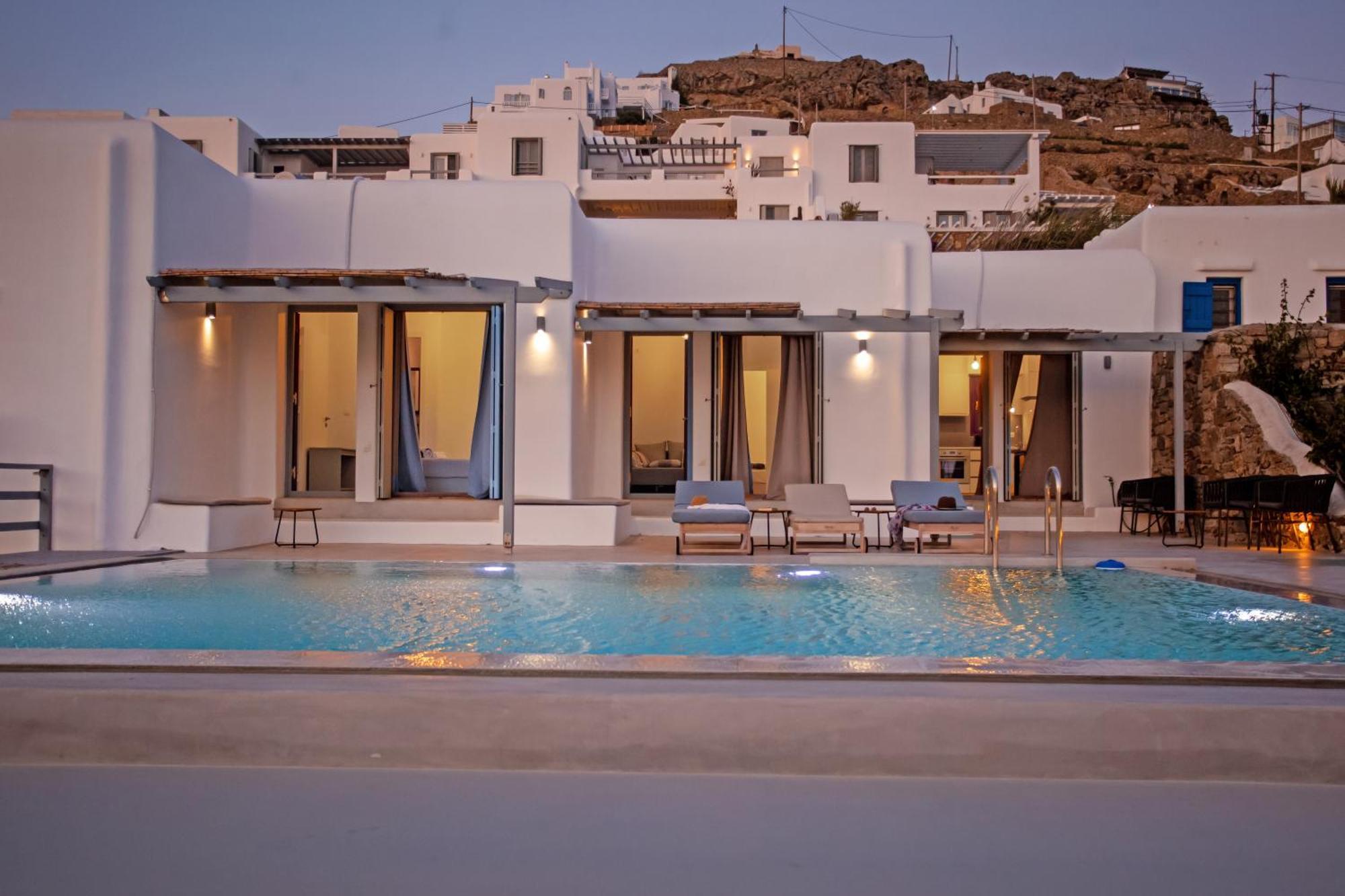 Aqua Breeze Seaview Pool Suites Mykonos Mykonos Town Екстериор снимка