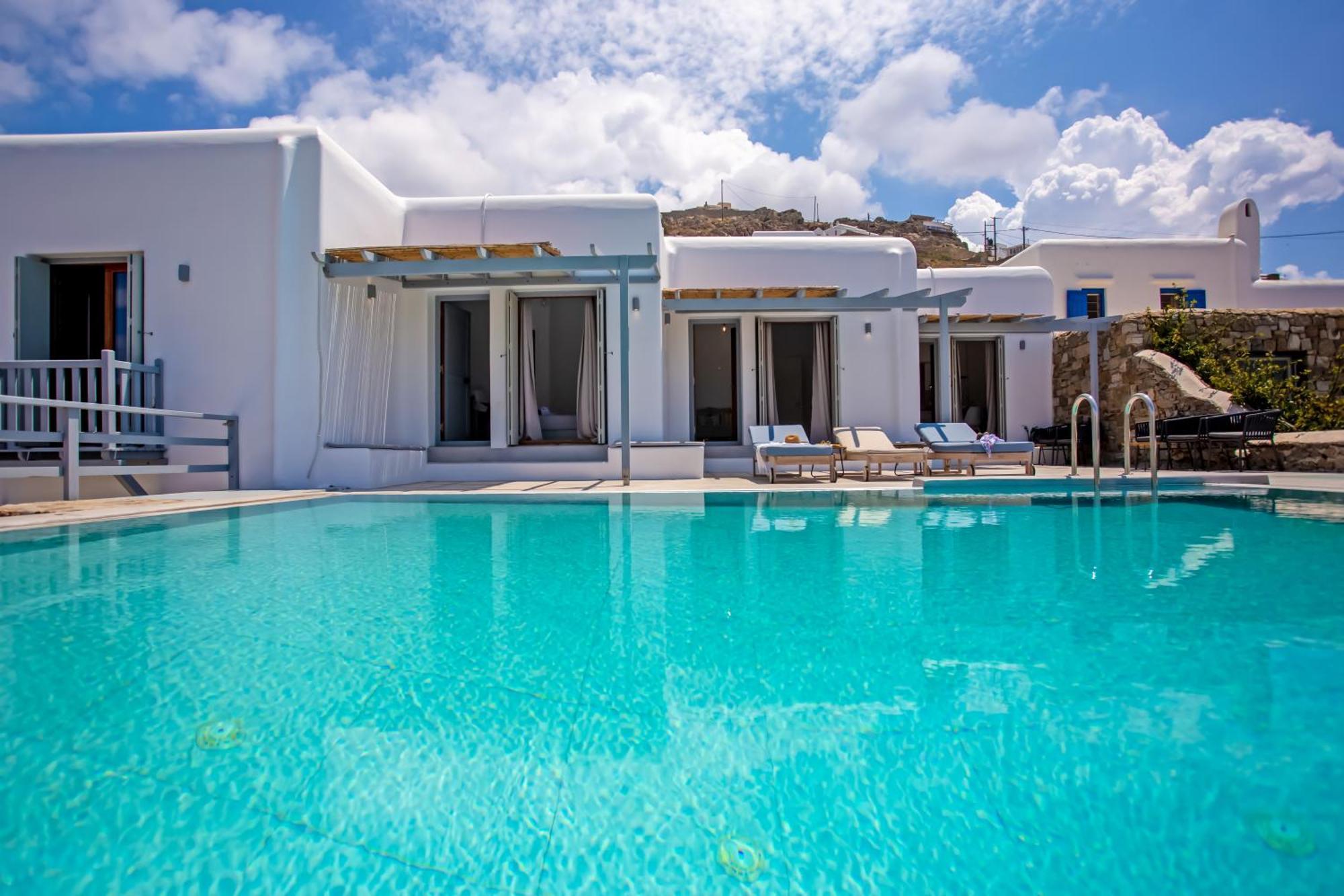 Aqua Breeze Seaview Pool Suites Mykonos Mykonos Town Екстериор снимка