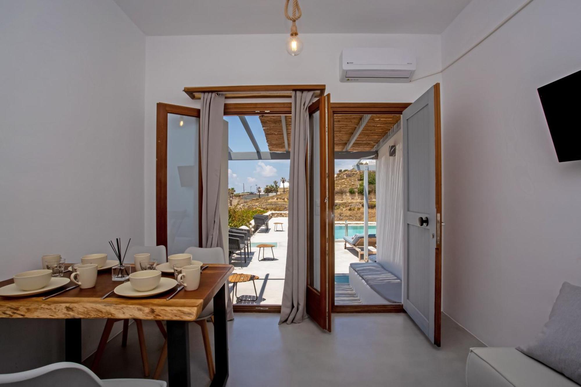 Aqua Breeze Seaview Pool Suites Mykonos Mykonos Town Екстериор снимка