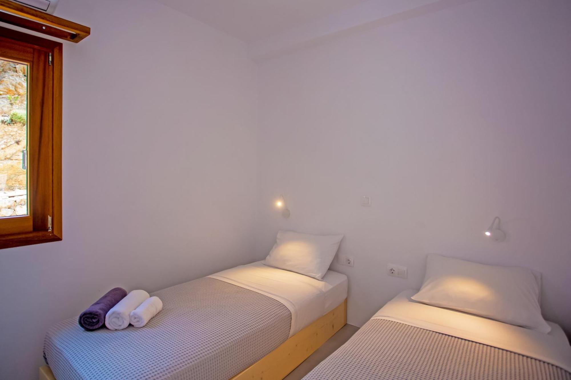 Aqua Breeze Seaview Pool Suites Mykonos Mykonos Town Екстериор снимка
