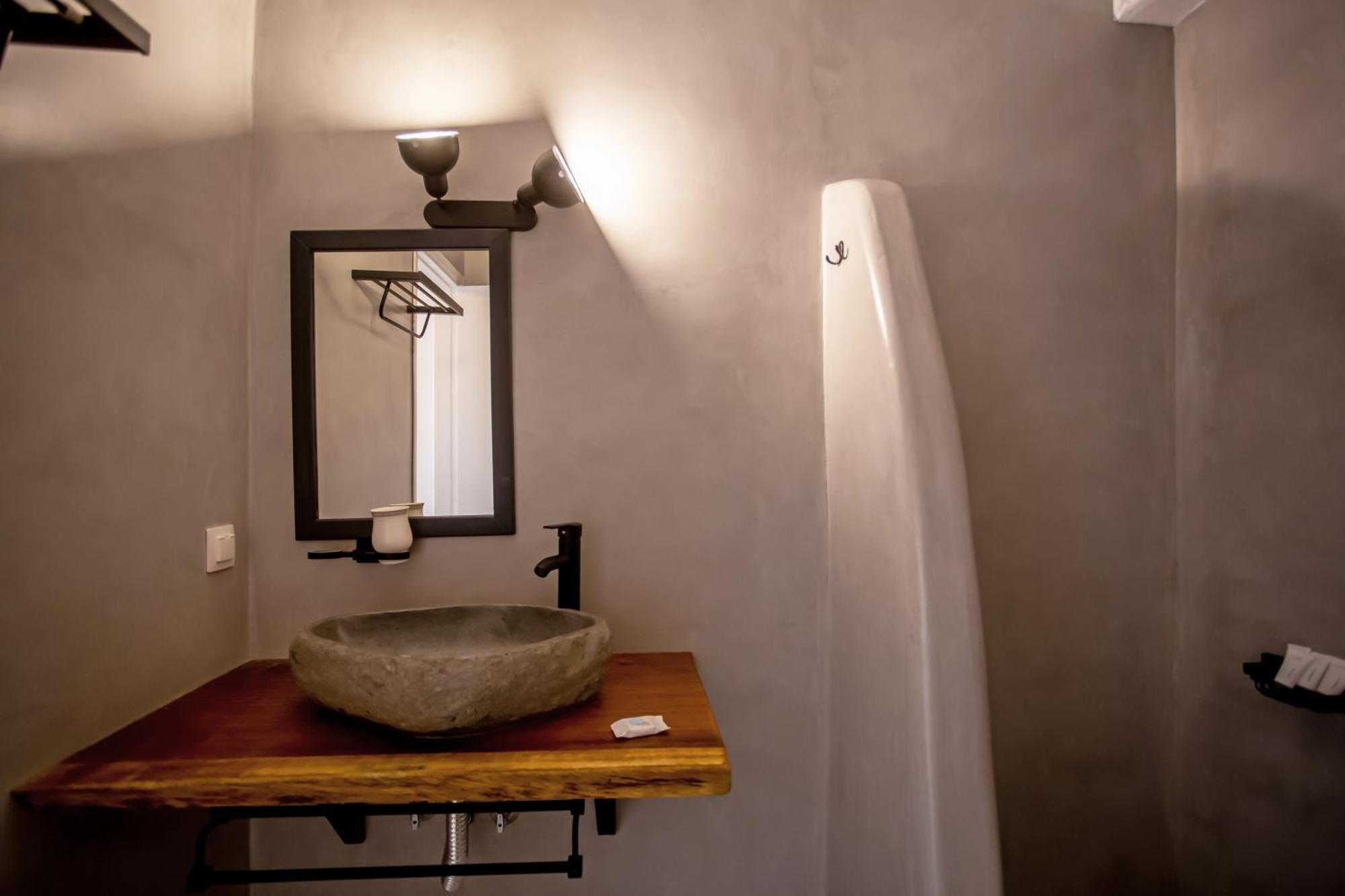 Aqua Breeze Seaview Pool Suites Mykonos Mykonos Town Екстериор снимка