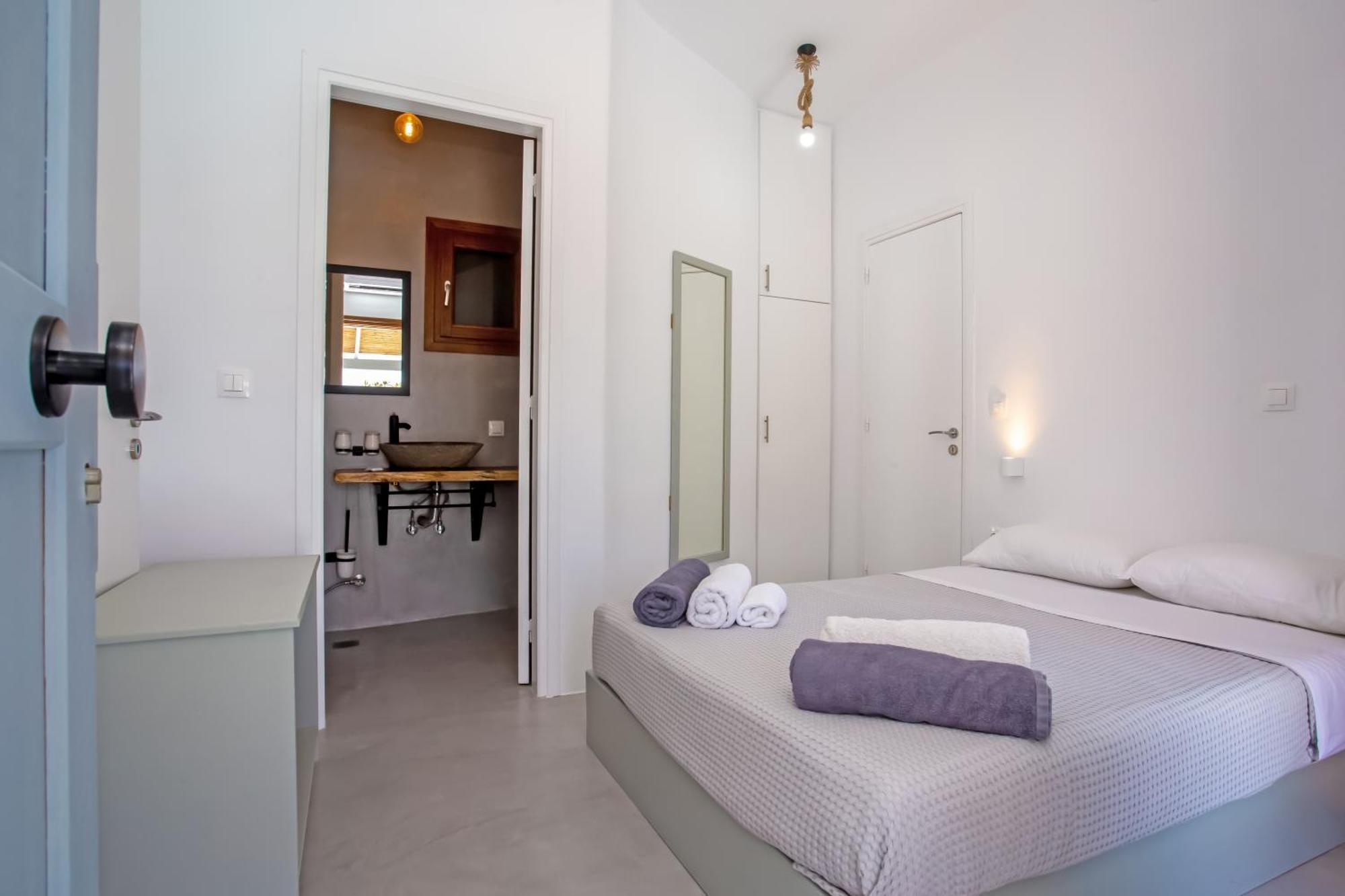 Aqua Breeze Seaview Pool Suites Mykonos Mykonos Town Екстериор снимка
